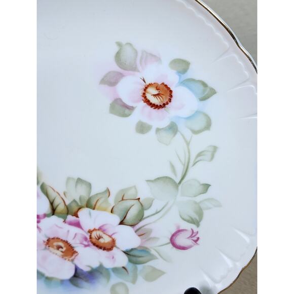 Lefton China Rounded Plate Magnolia Pattern Gold Trim 9" Hand Painted KF2521 Vtg - Picture 3 of 11